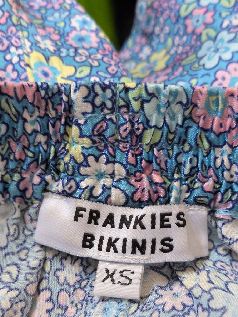 Frankies Bikini Fifi Silk Button Up Shirt & Silk Boxer Coverup Set XS - Picture 14 of 16